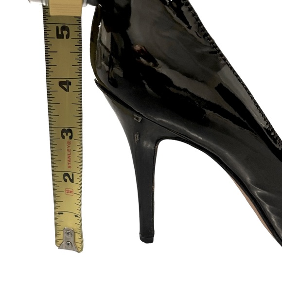 🌻Michael Kors Patent Leather Peep Toe Heels - Picture 5 of 6